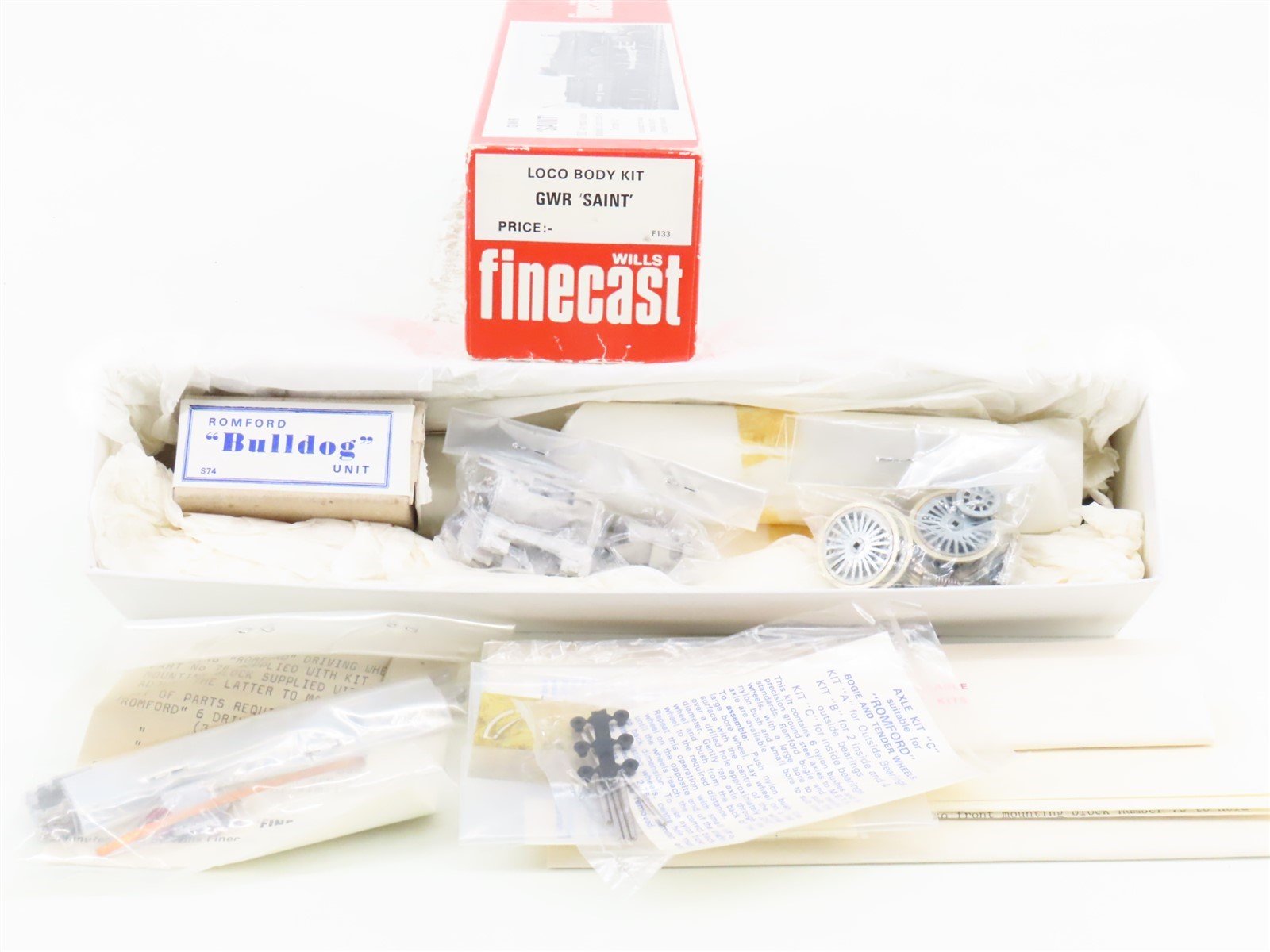 OO Wills Finecast Kit #F133 Undecorated GWR 4-6-0 Saint Steam w/ Chassis & Motor