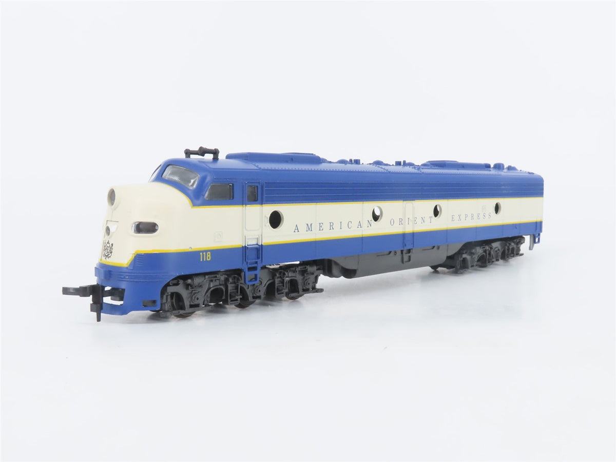 HO Rivarossi 0824 American Orient Express EMD E8A/A Diesel Passenger Train Set