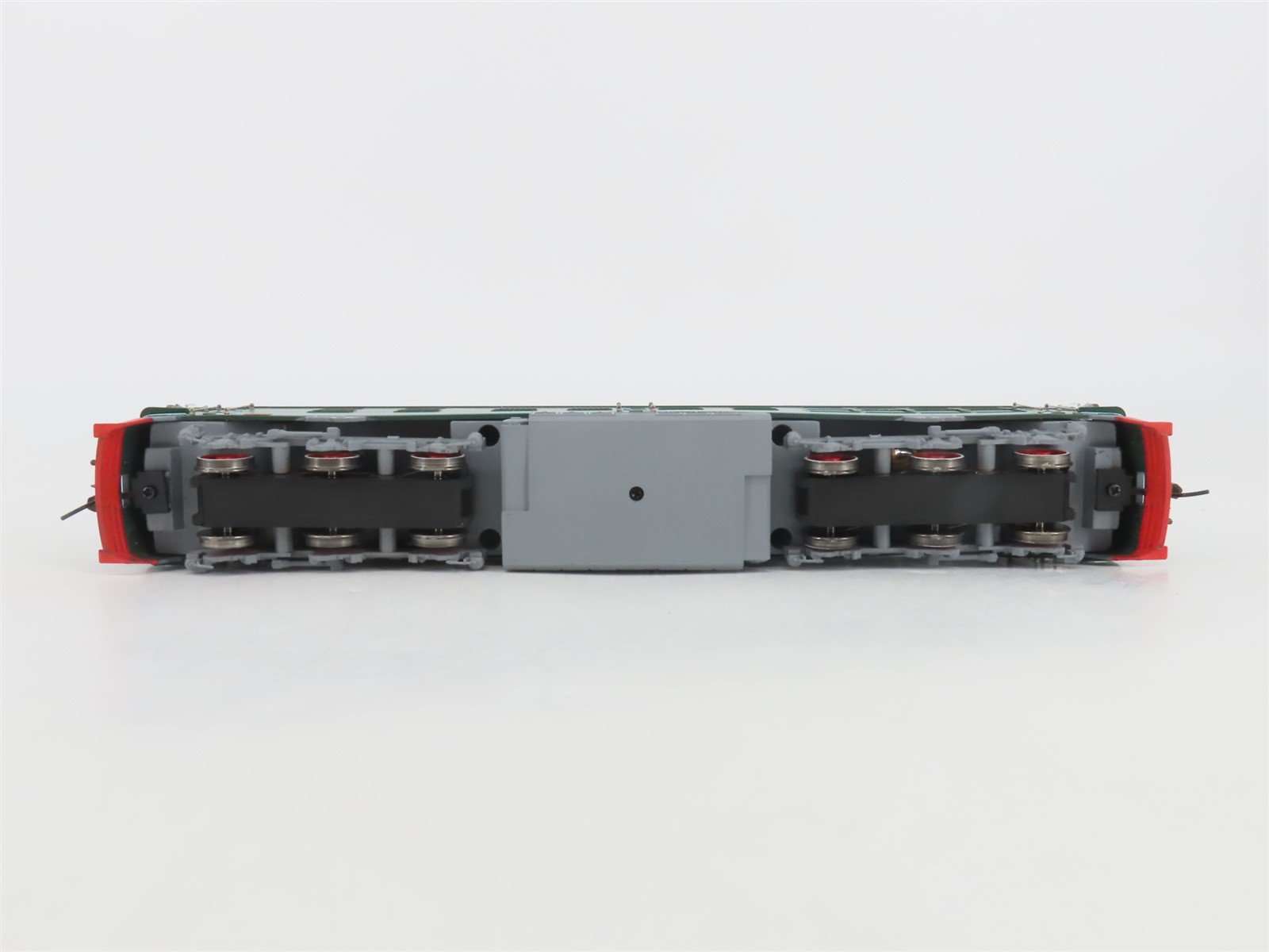 HO Scale Bachmann AA62038 CR China Railway 4B Diesel #7246 - DCC Ready