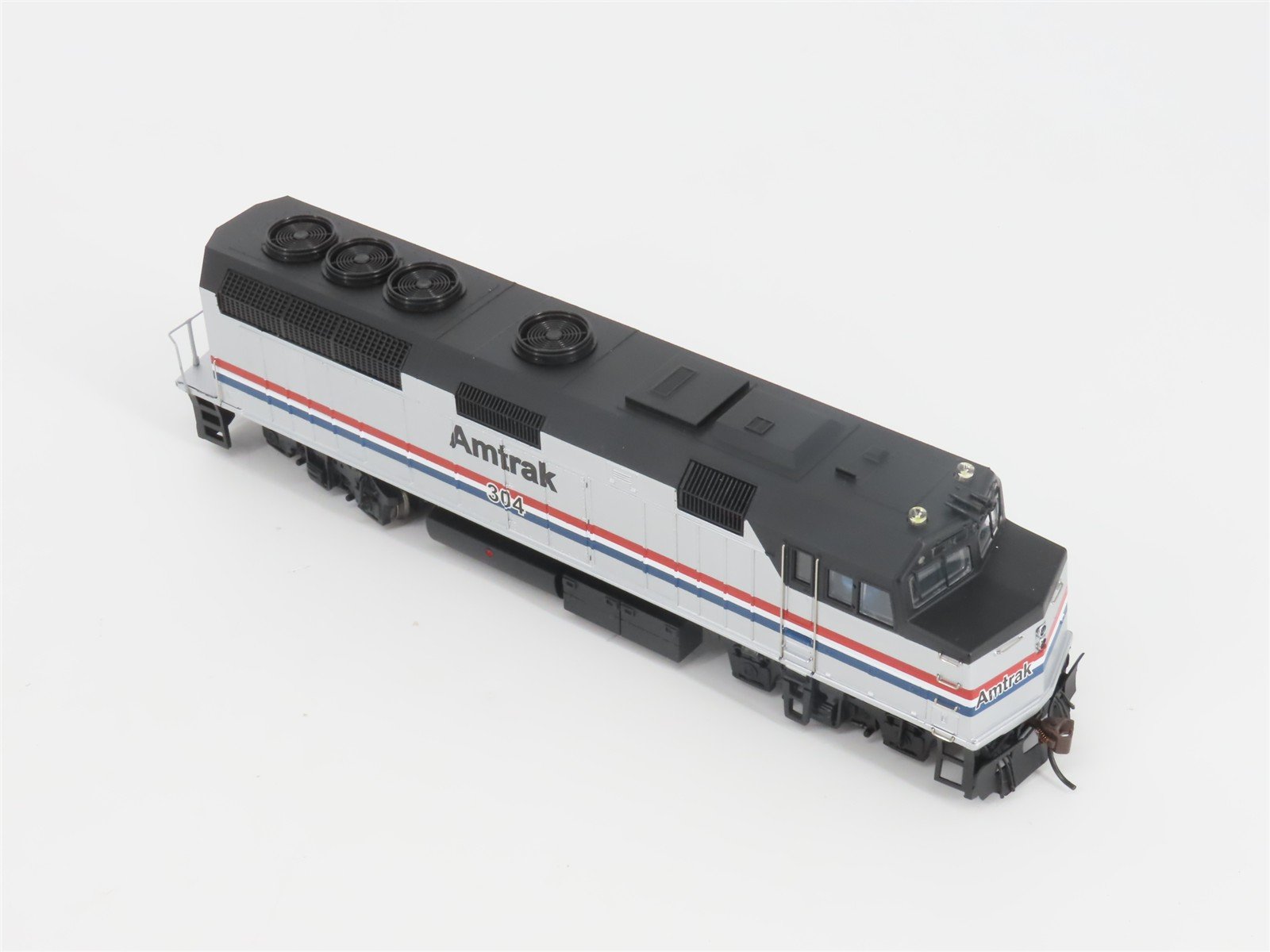 HO Scale Bachmann Spectrum 87024 AMTK Amtrak Phase III F40PH Diesel #304