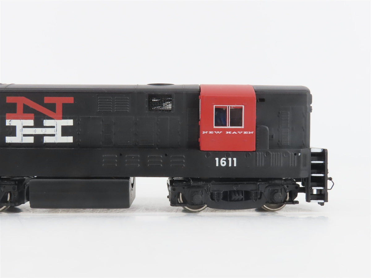 HO Scale Bachmann Spectrum 81215 NH New Haven FM H16-44 Diesel #1611