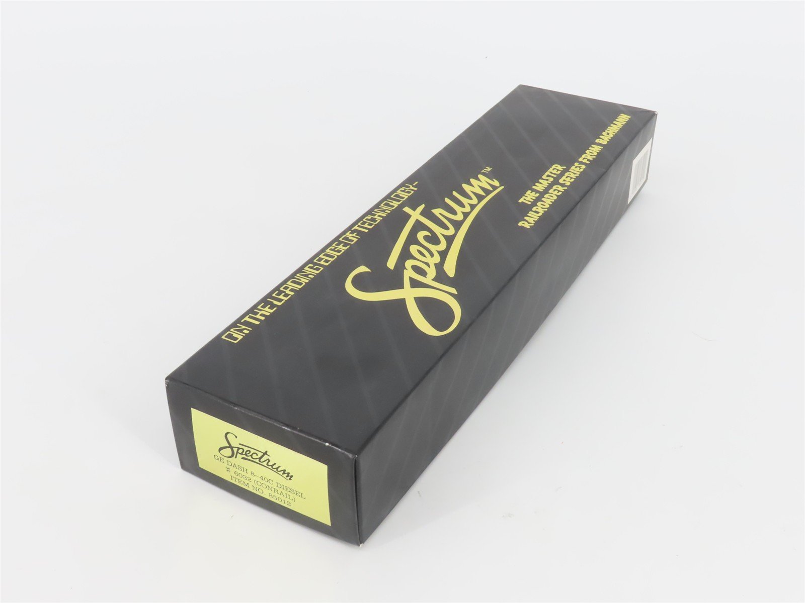 HO Scale Bachmann Spectrum 85012 CR Conrail GE Dash 8-40C Diesel #6032