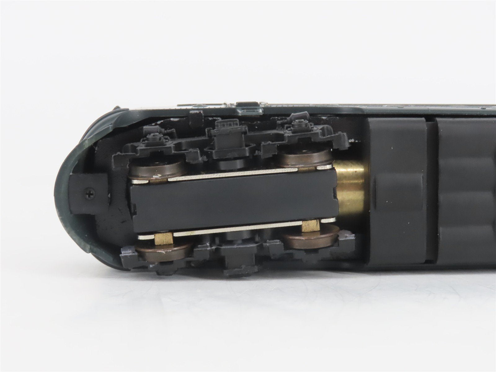 HO Scale MRC Platinum CB145 PC Penn Central EMD F7A Diesel Locomotive #1672