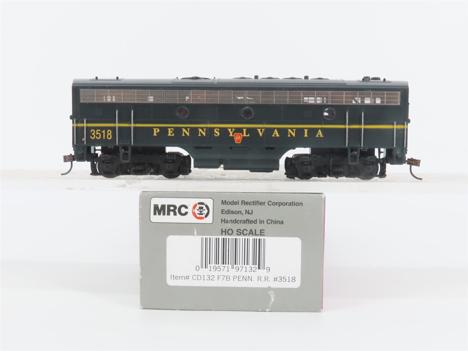 HO Scale MRC Platinum CD132 PRR Pennsylvania EMD F7B Diesel Locomotive #3518