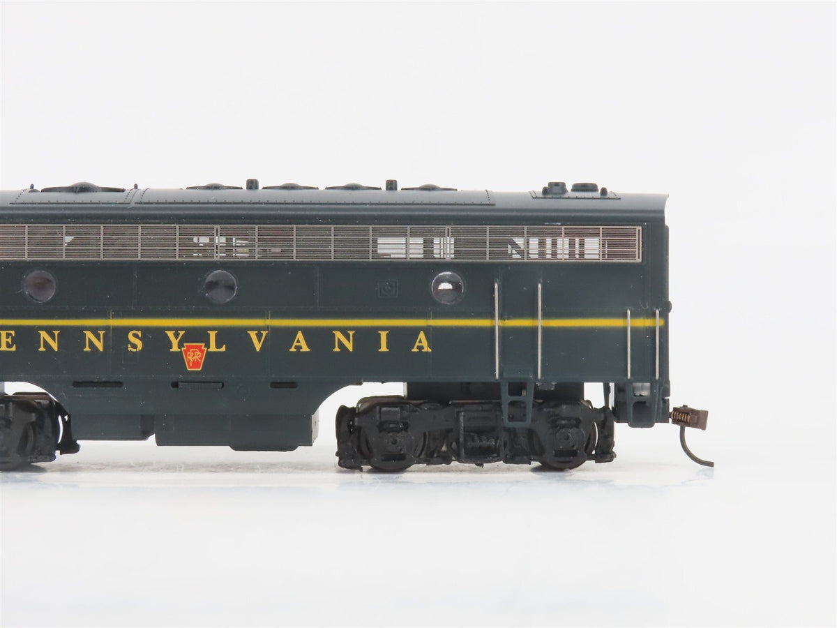 HO Scale MRC Platinum CD132 PRR Pennsylvania EMD F7B Diesel Locomotive #3518