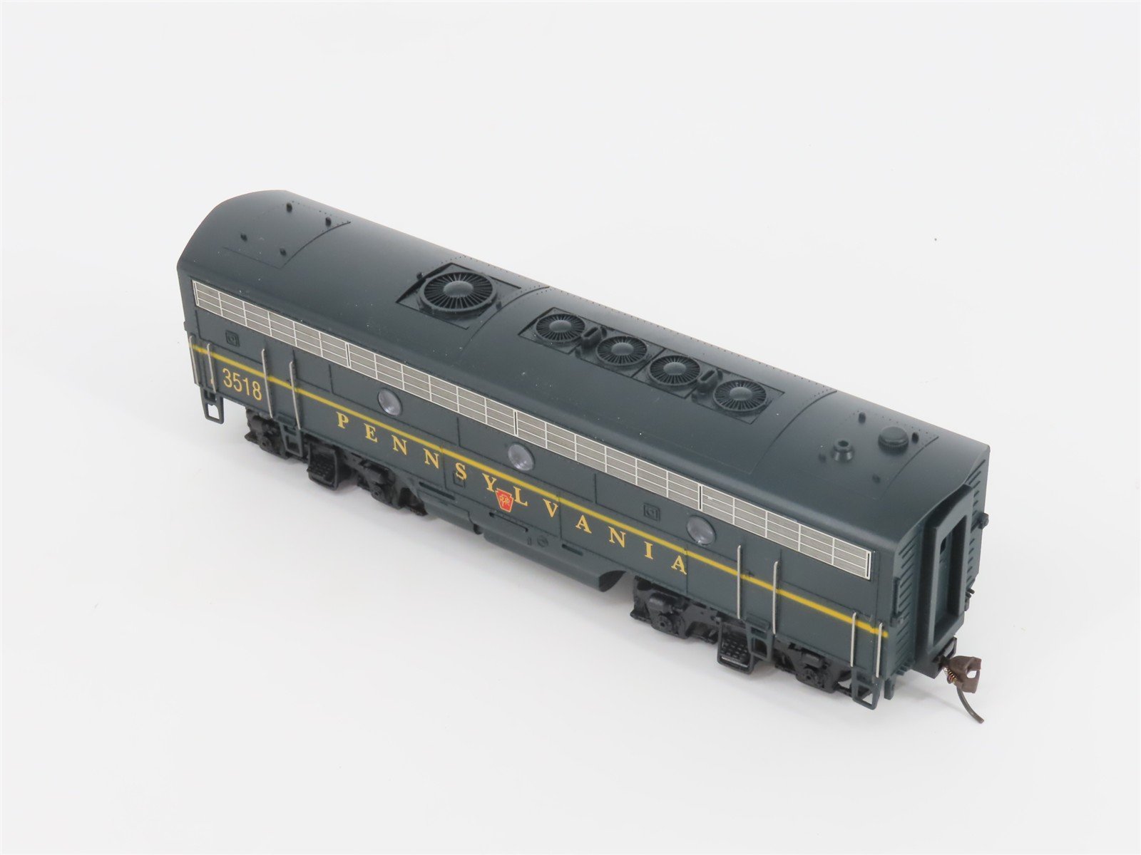HO Scale MRC Platinum CD132 PRR Pennsylvania EMD F7B Diesel Locomotive #3518