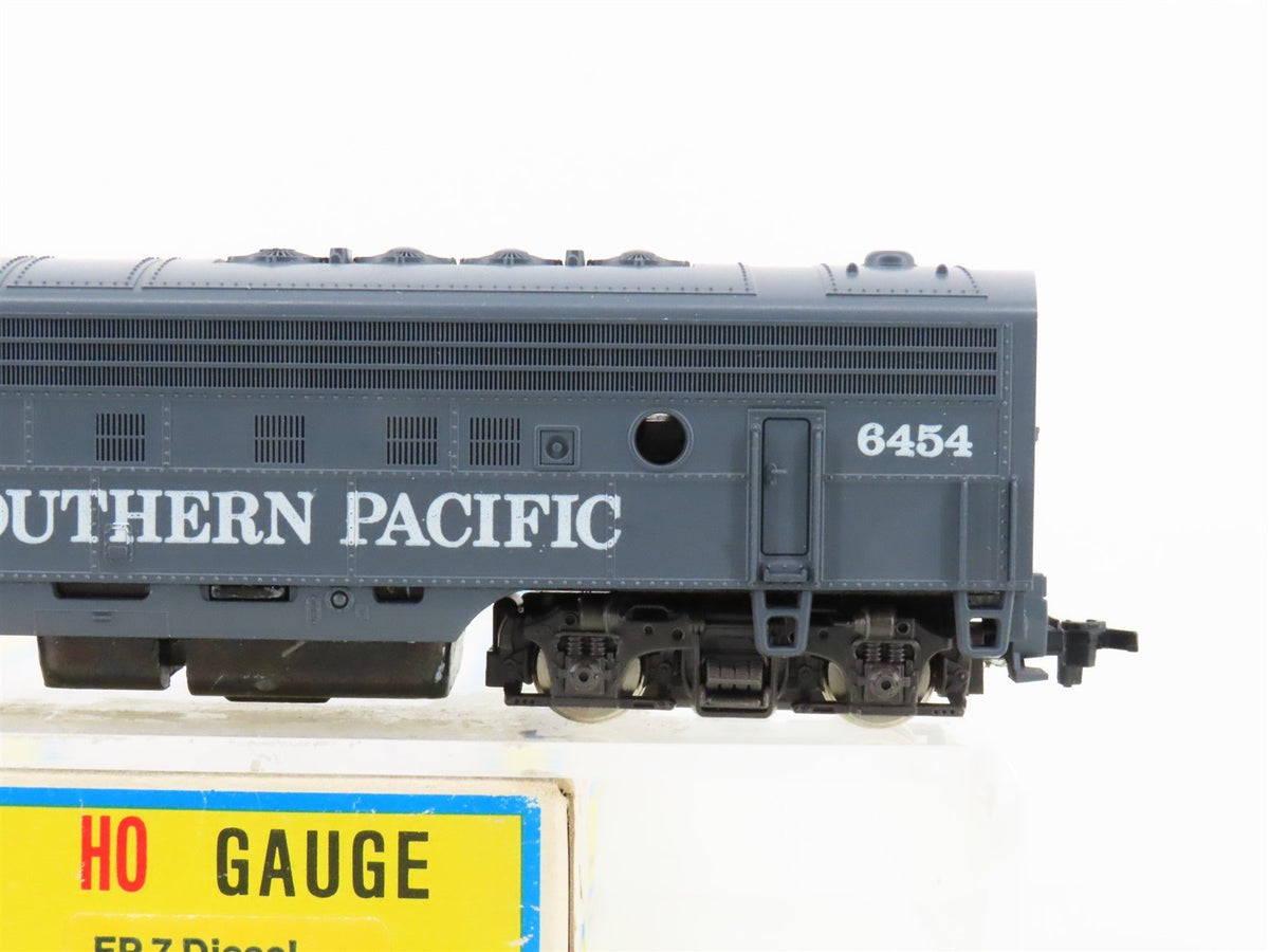 HO Scale Atlas 7048 SP Southern Pacific FP7A Diesel Locomotive #6454