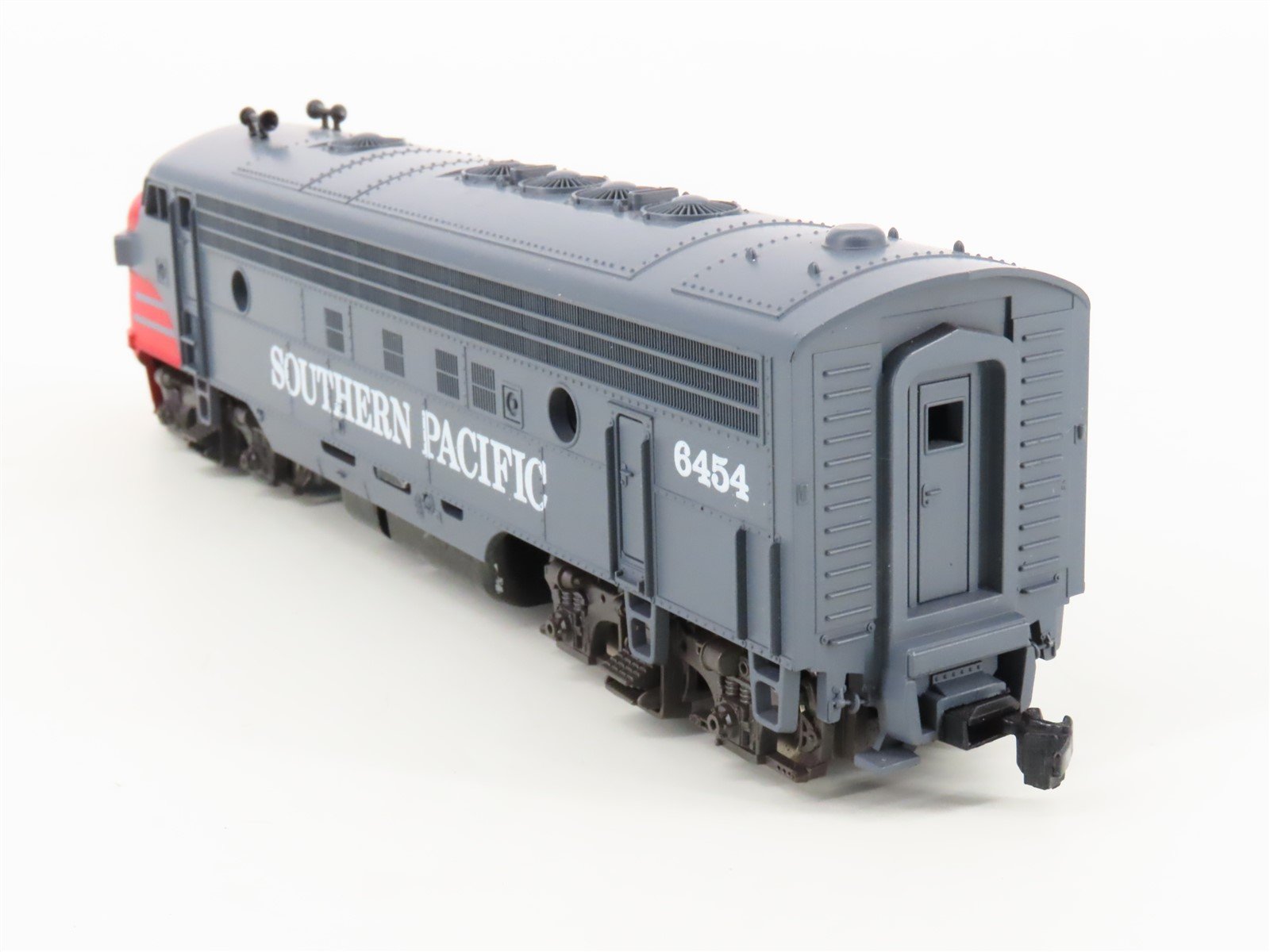 HO Scale Atlas 7048 SP Southern Pacific FP7A Diesel Locomotive #6454