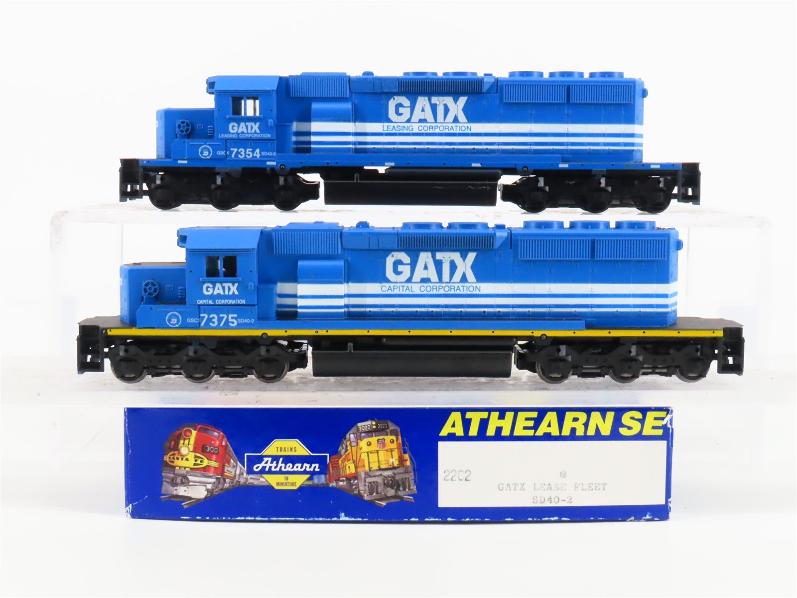 HO Scale Athearn 2202 GATX Lease Fleet SD40-2 Diesel Locomotive 2-Pack