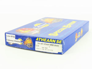 HO Scale Athearn 2214 CSX MOW GP40-2 Diesel Locomotive #9703 w/Caboose