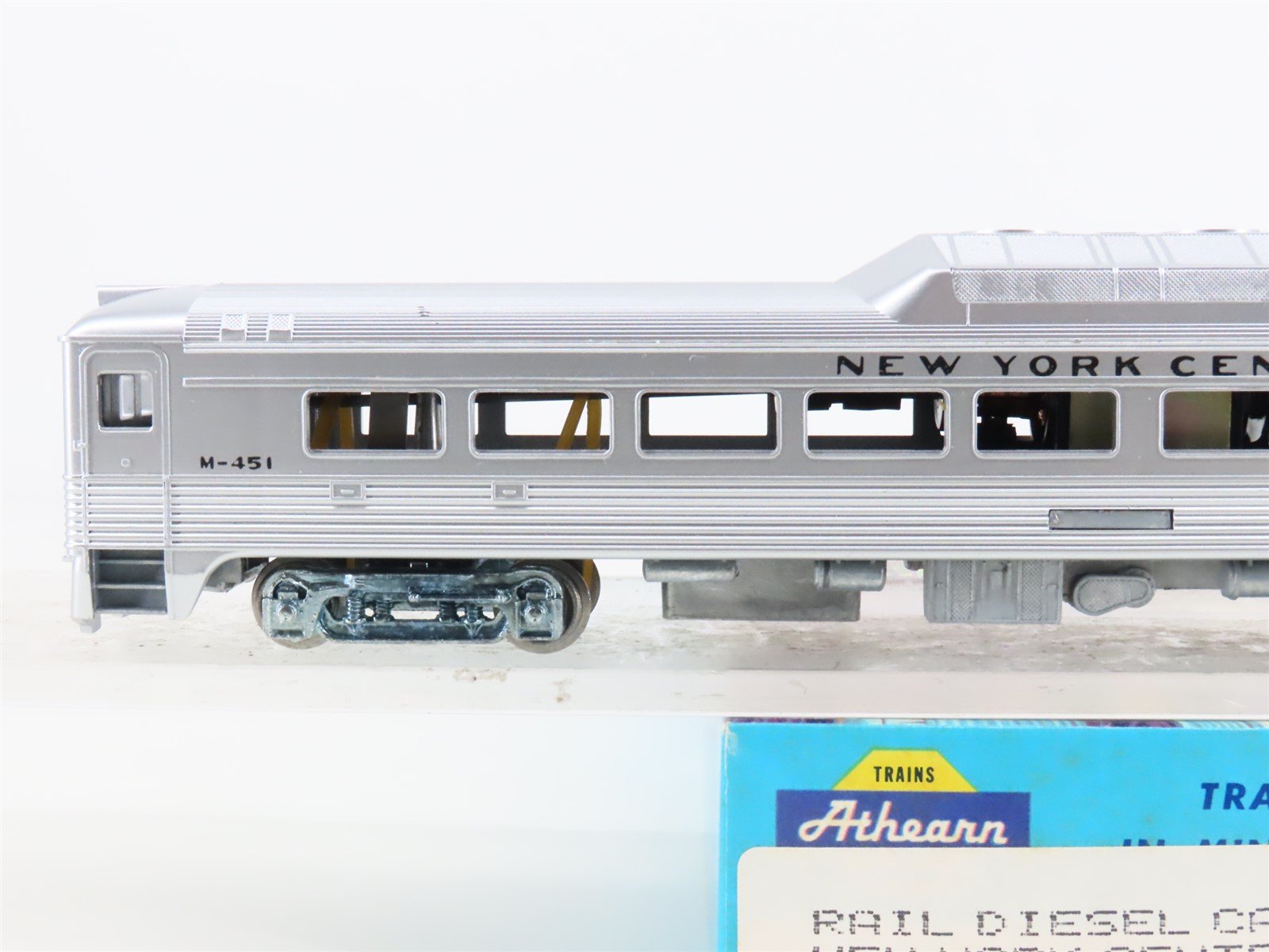 HO Scale Athearn NYC New York Central RDC Diesel Railcar #M-451