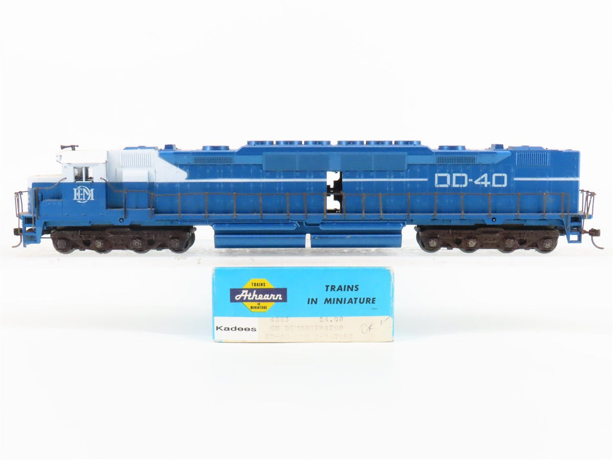 HO Scale Athearn 4283 EMD Demonstrator DD40A Diesel Locomotive
