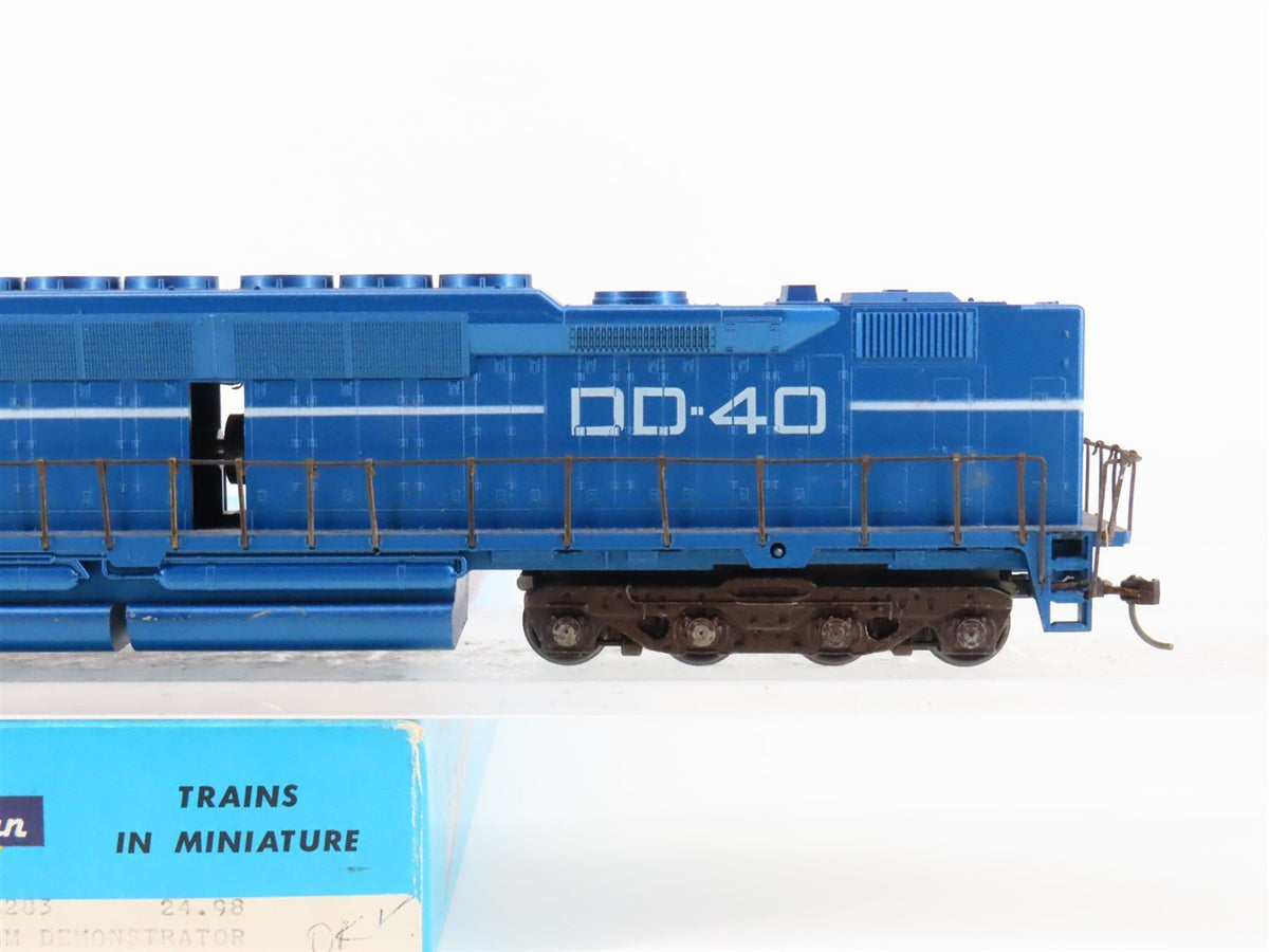 HO Scale Athearn 4283 EMD Demonstrator DD40A Diesel Locomotive