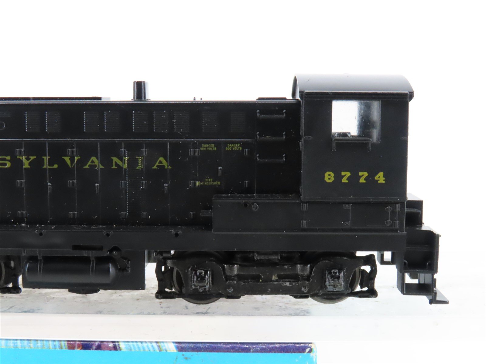 HO Scale Athearn 3707 PRR Pennsylvania S-12 Diesel Locomotive #8774