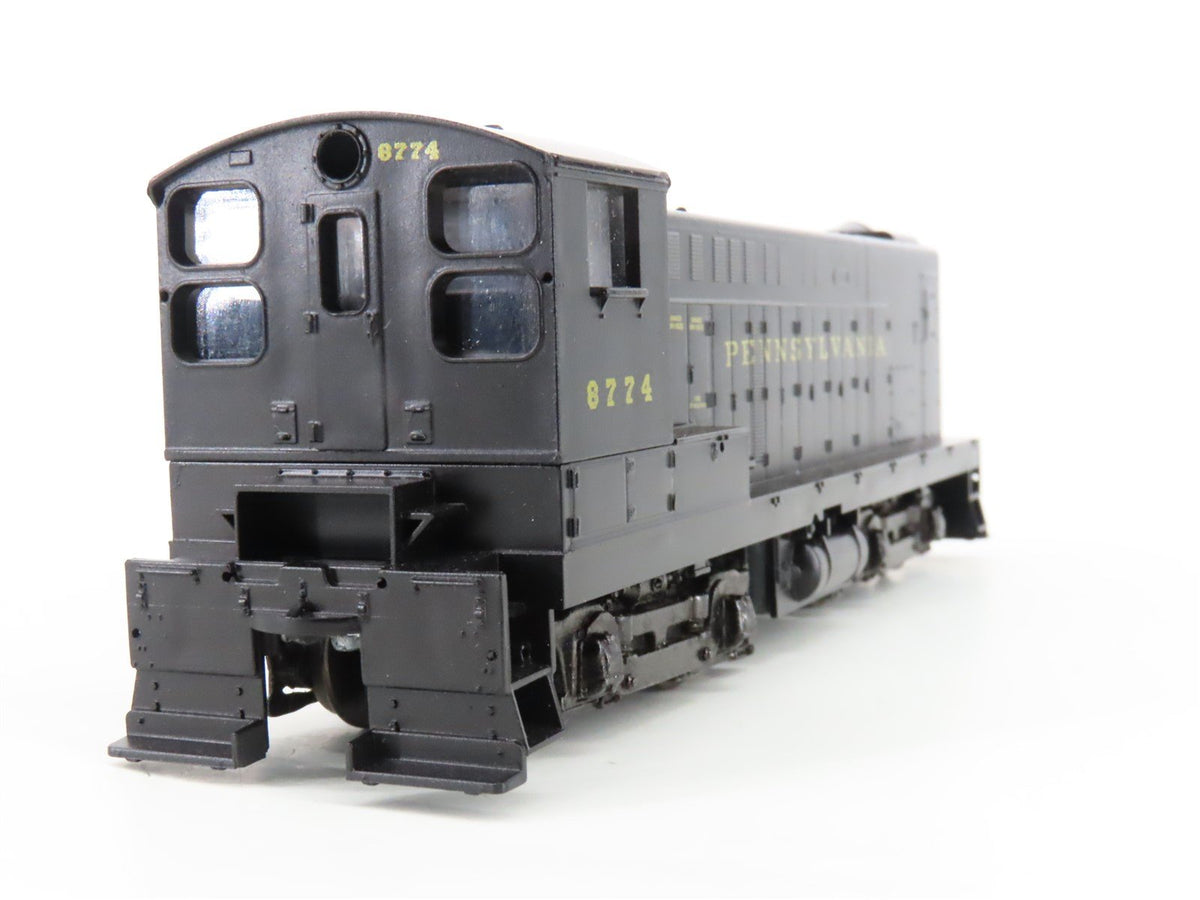 HO Scale Athearn 3707 PRR Pennsylvania S-12 Diesel Locomotive #8774