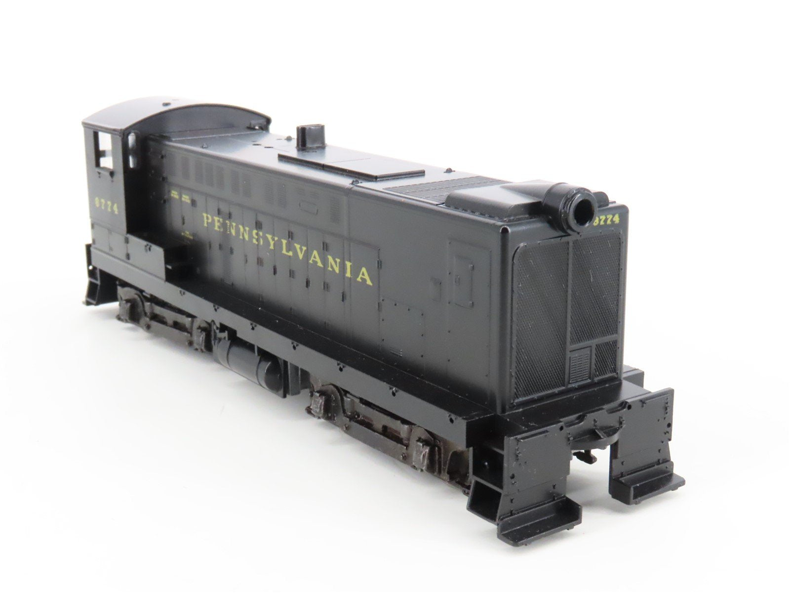 HO Scale Athearn 3707 PRR Pennsylvania S-12 Diesel Locomotive #8774