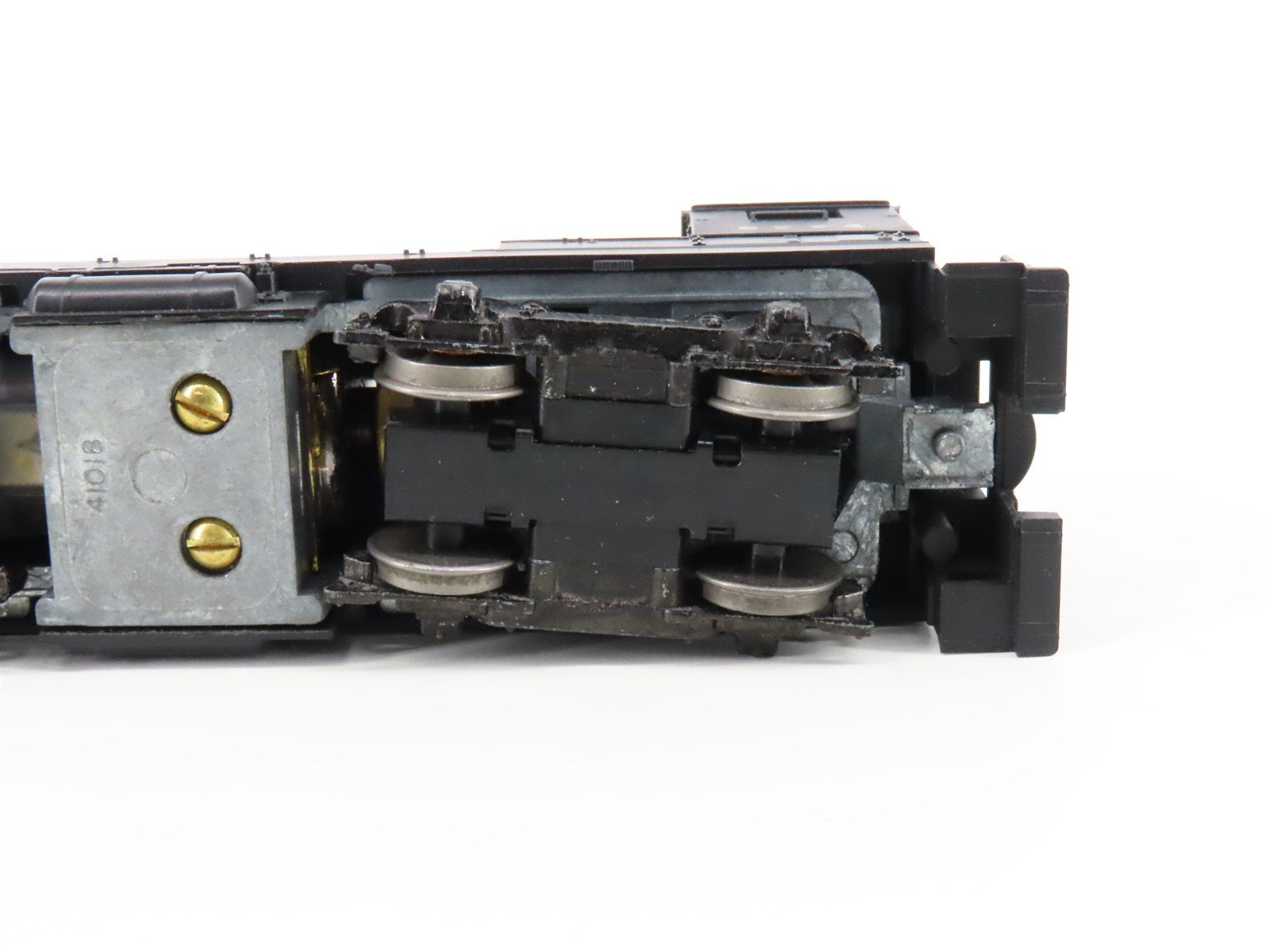 HO Scale Athearn 3707 PRR Pennsylvania S-12 Diesel Locomotive #8774