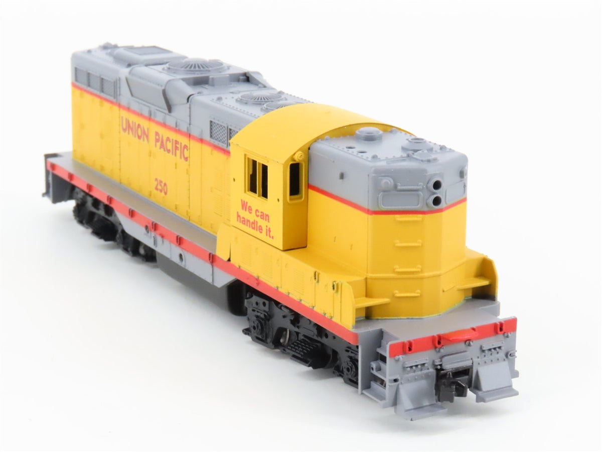 HO Scale Athearn 3154 UP Union Pacific GP9 Diesel Locomotive #250