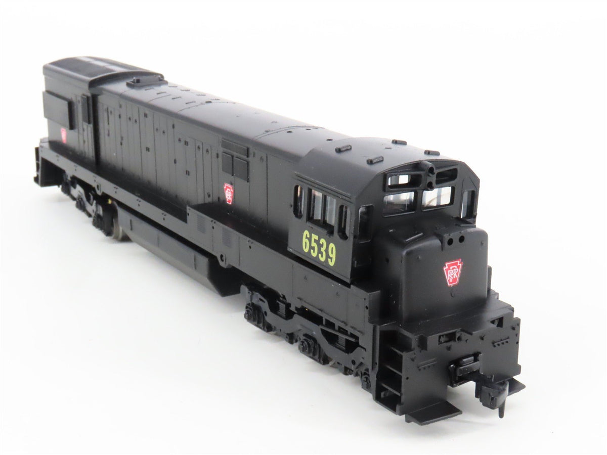 HO Scale Athearn 3463 PRR Pennsylvania U30C Diesel Locomotive #6539