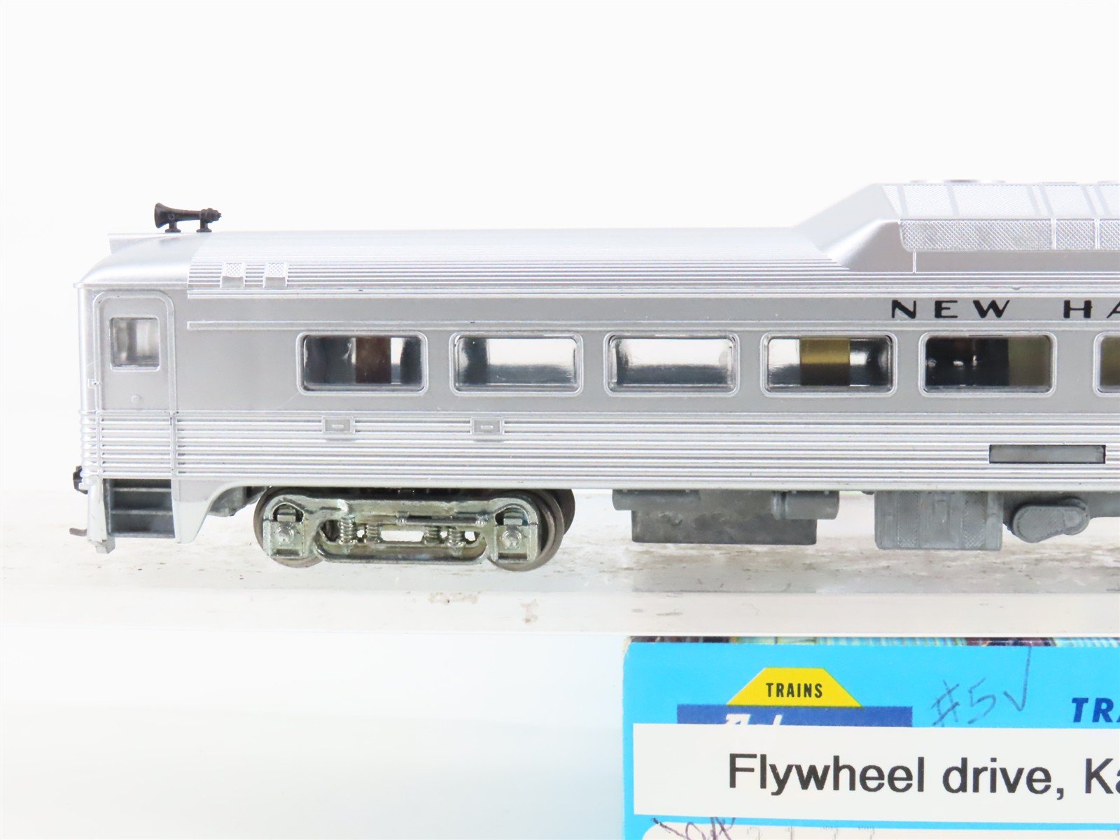 HO Scale Athearn 2177 NH New Haven RDC-3 Diesel Locomotive
