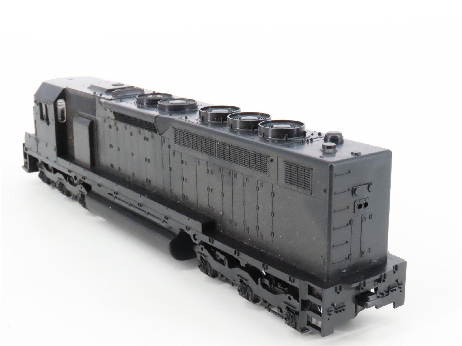 HO Scale Athearn 4100 Undecorated SDP40 Diesel Locomotive