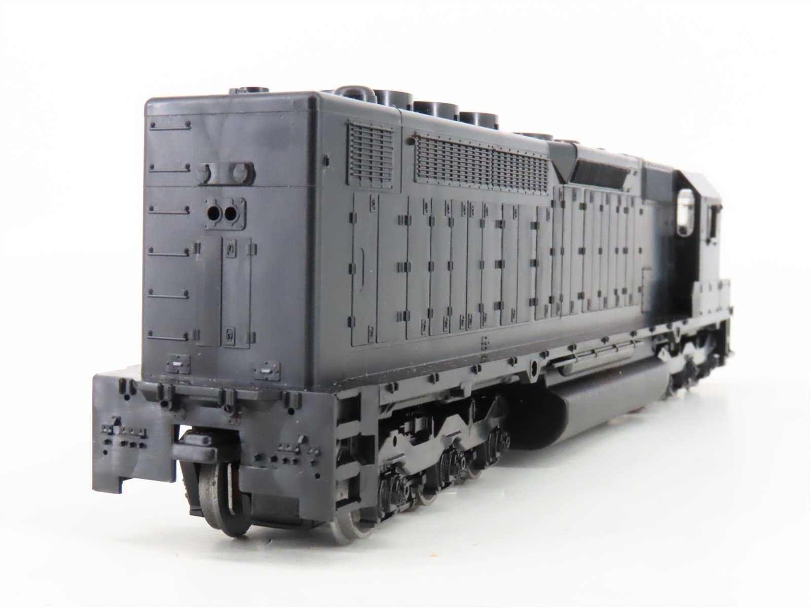 HO Scale Athearn 4100 Undecorated SDP40 Diesel Locomotive