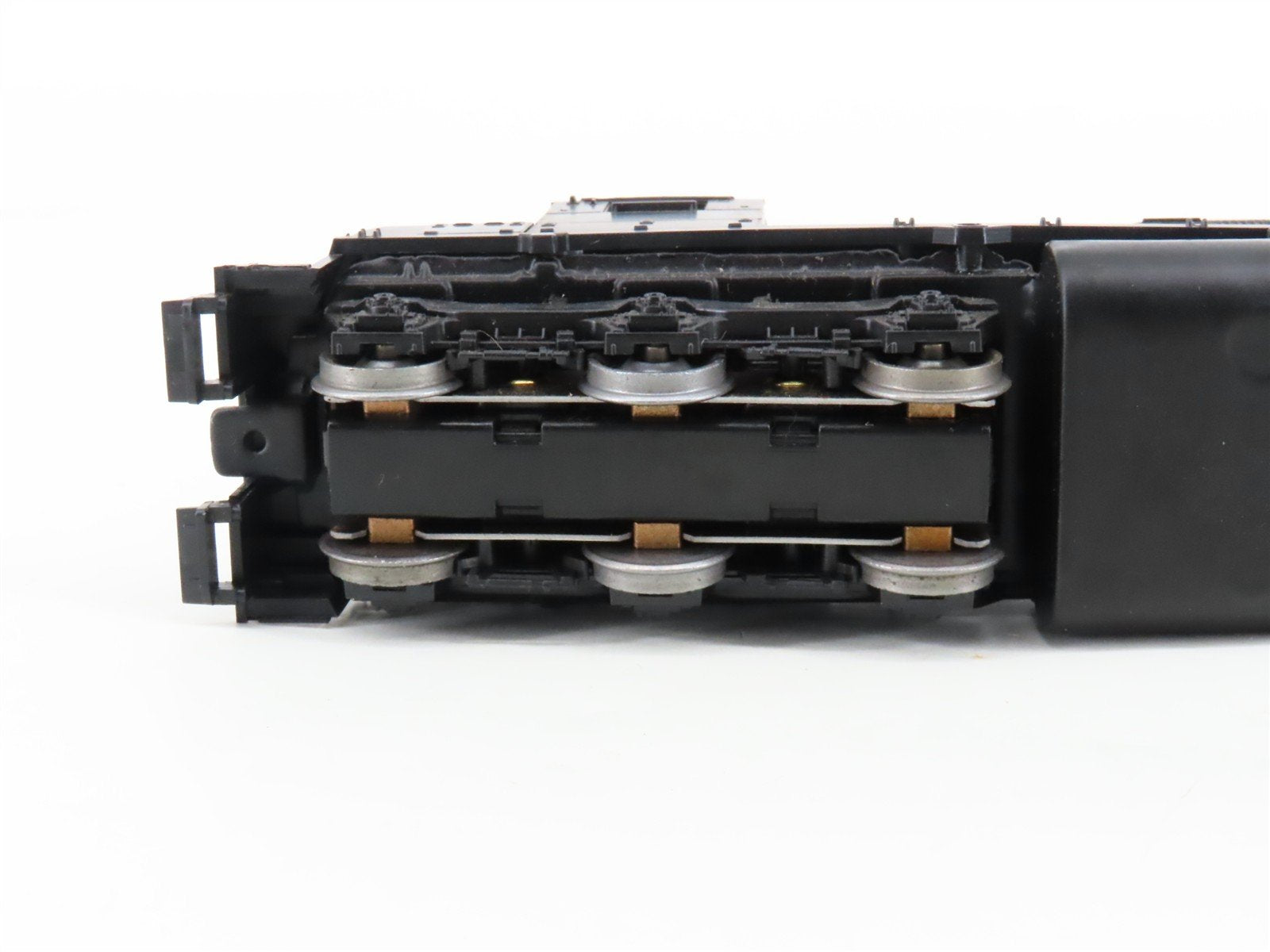 HO Scale Athearn 4100 Undecorated SDP40 Diesel Locomotive