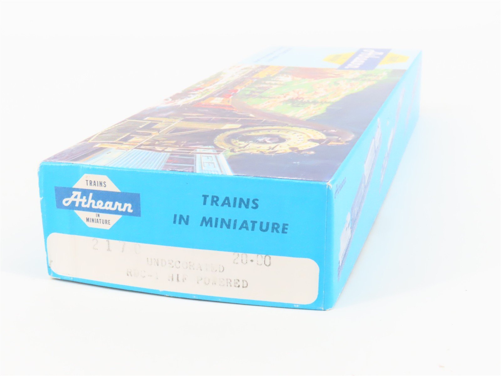 HO Scale Athearn 2170 Undecorated RDC-1 Diesel Railcar UNPOWERED