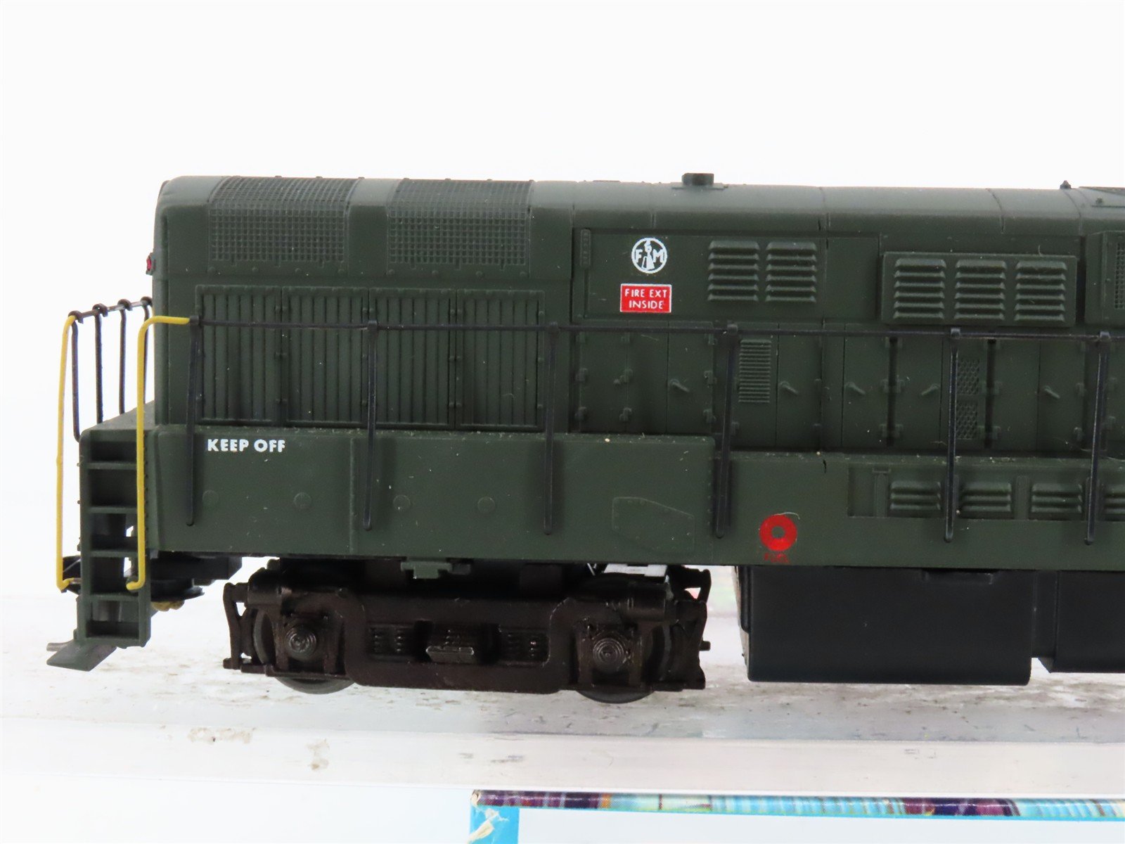 HO Scale Athearn CNJ Jersey Central H16-44 Diesel Locomotive #1517 CUSTOM