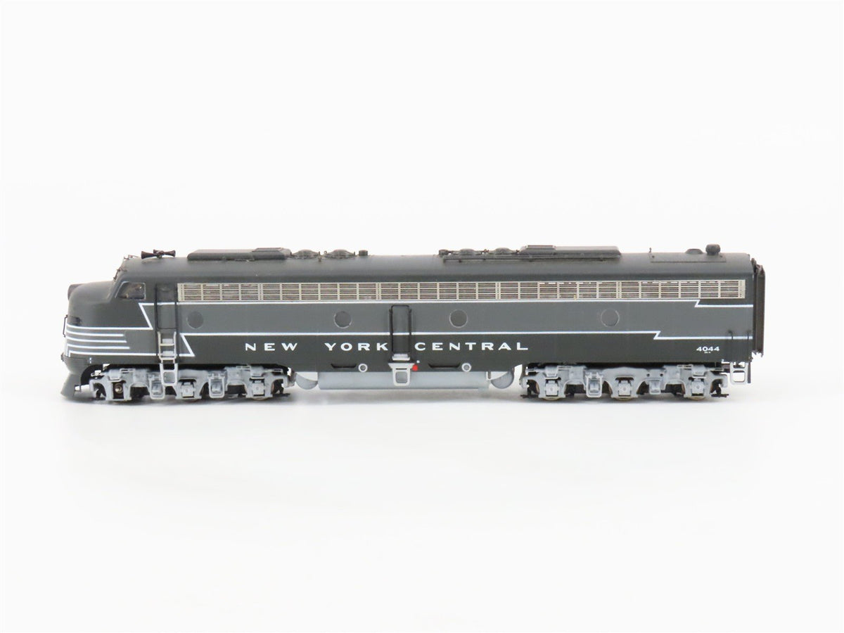 HO Scale Proto 2000 NYC New York Central E8/9A Diesel Locomotive #4044
