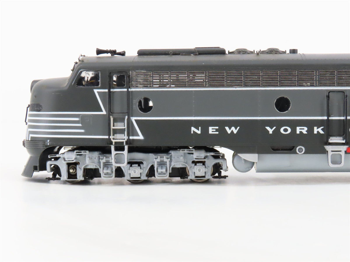 HO Scale Proto 2000 NYC New York Central E8/9A Diesel Locomotive #4044