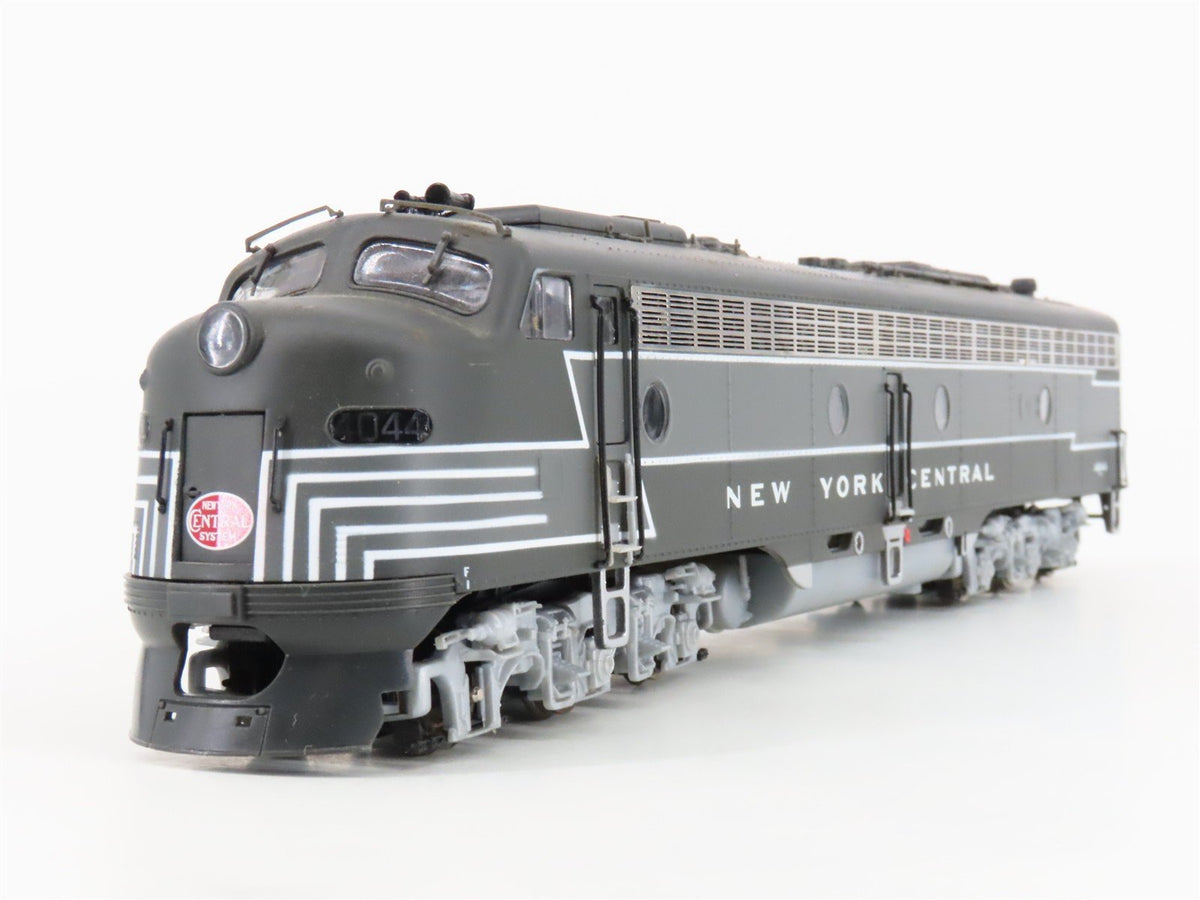 HO Scale Proto 2000 NYC New York Central E8/9A Diesel Locomotive #4044