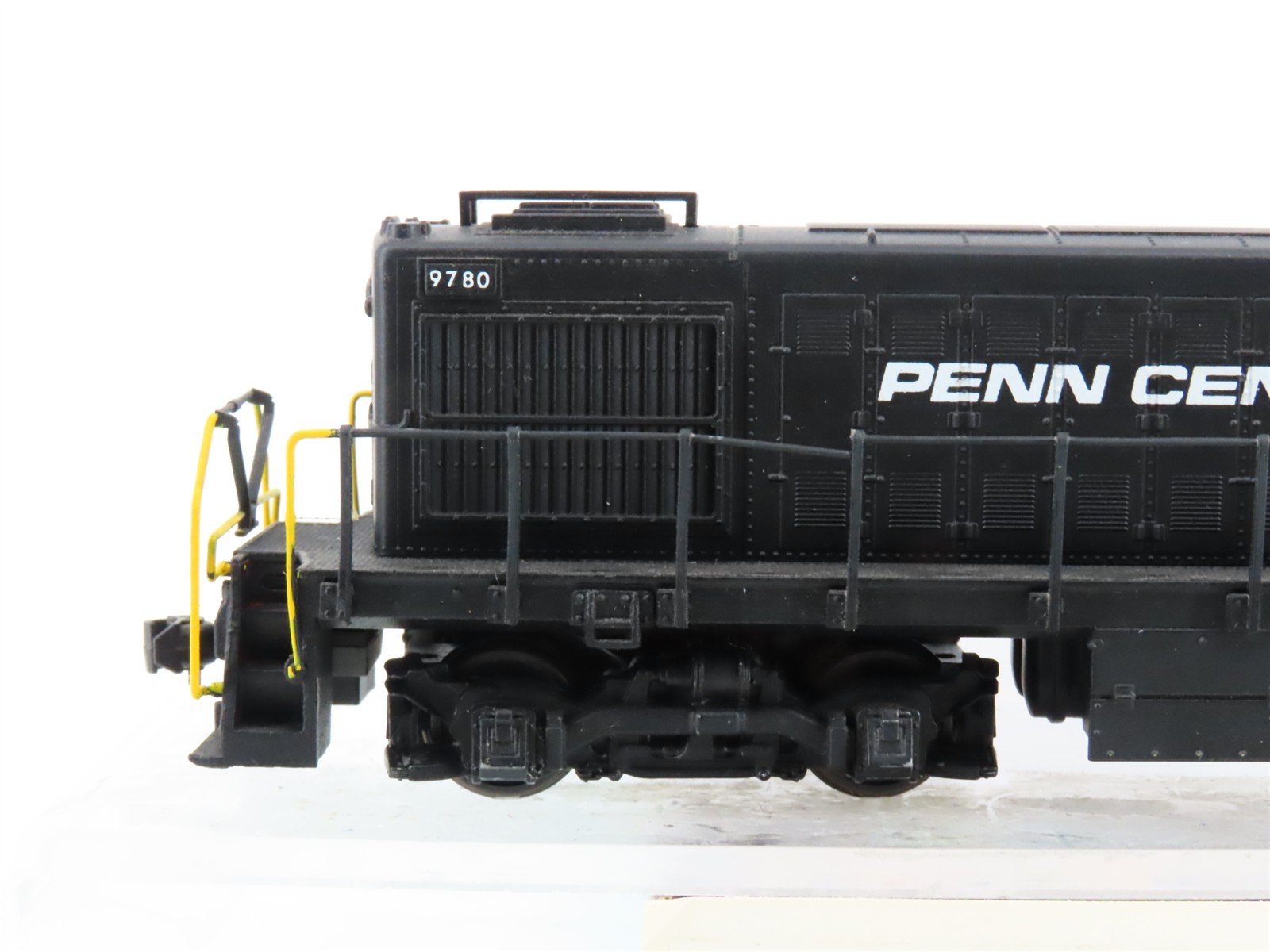 HO Scale Atlas PC Penn Central S-3 Diesel Locomotive #9780 CUSTOM