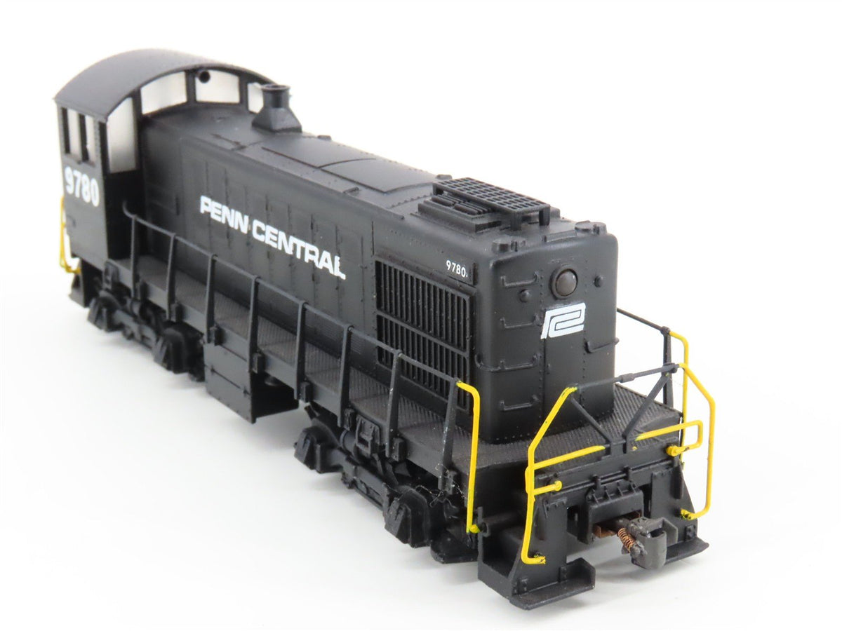 HO Scale Atlas PC Penn Central S-3 Diesel Locomotive #9780 CUSTOM