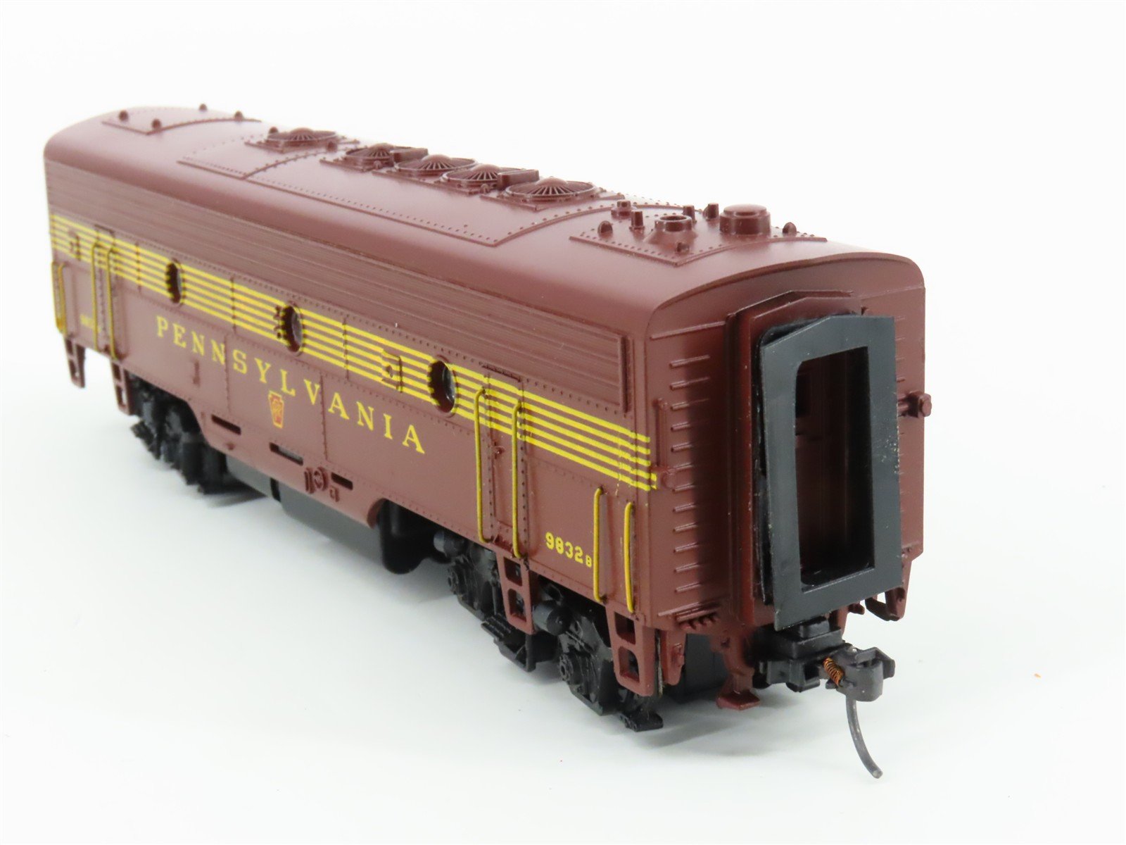 HO Scale Athearn PRR Pennsylvania F7B Diesel Loco #9832B UNPOWERED/Customized