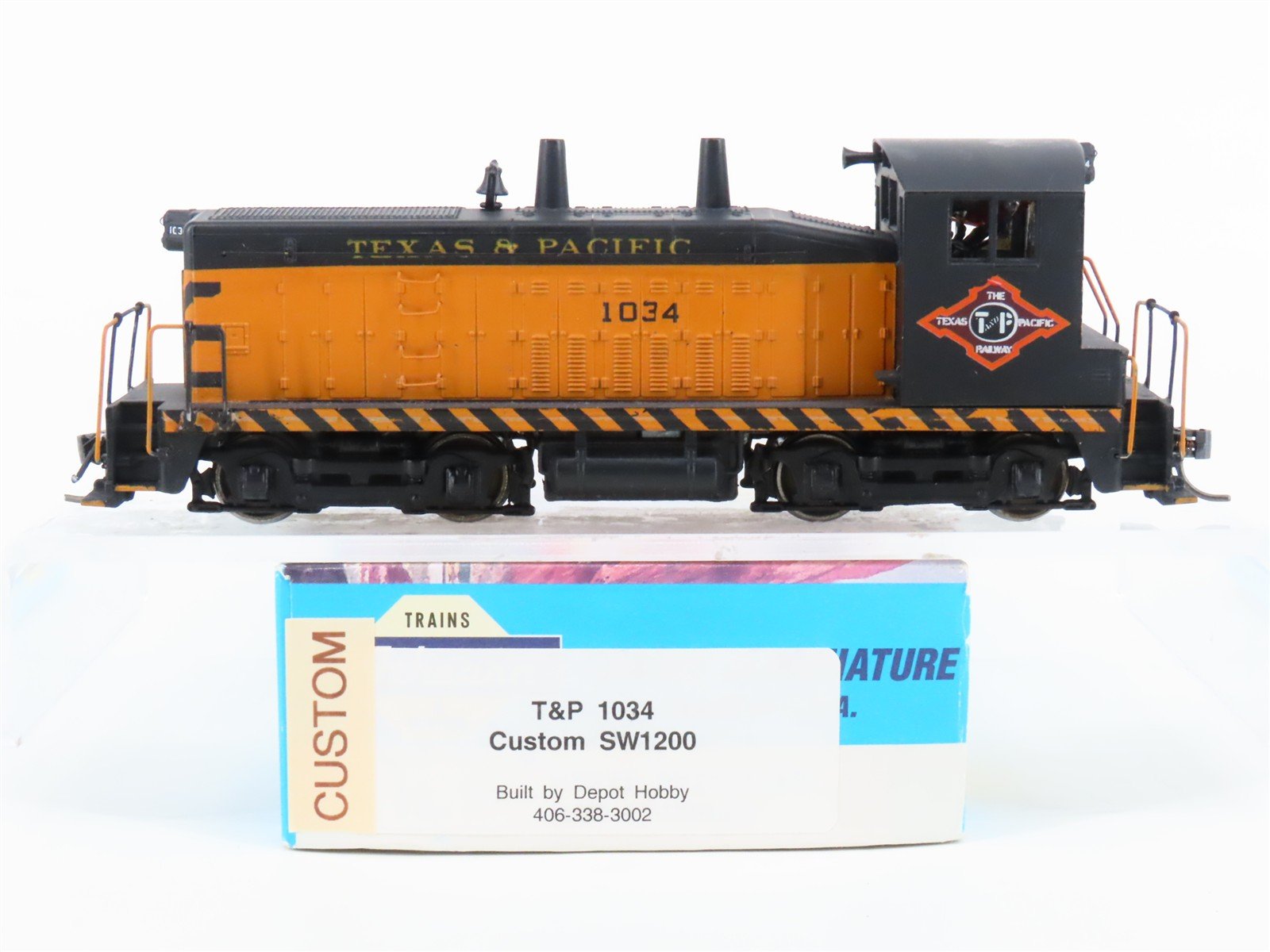 HO Scale Athearn T&P Texas & Pacific SW1500 Diesel Locomotive #1034 CUSTOM