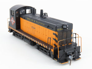 HO Scale Athearn T&P Texas & Pacific SW1500 Diesel Locomotive #1034 CUSTOM