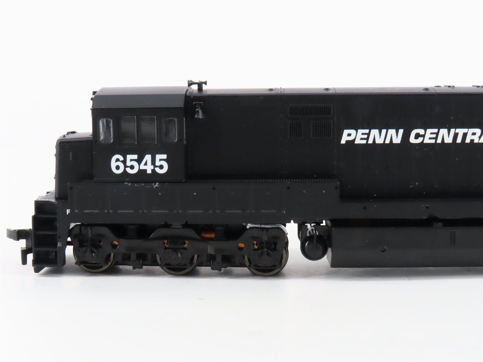 HO Scale Atlas PC Penn Central U33C Diesel Locomotive #6545