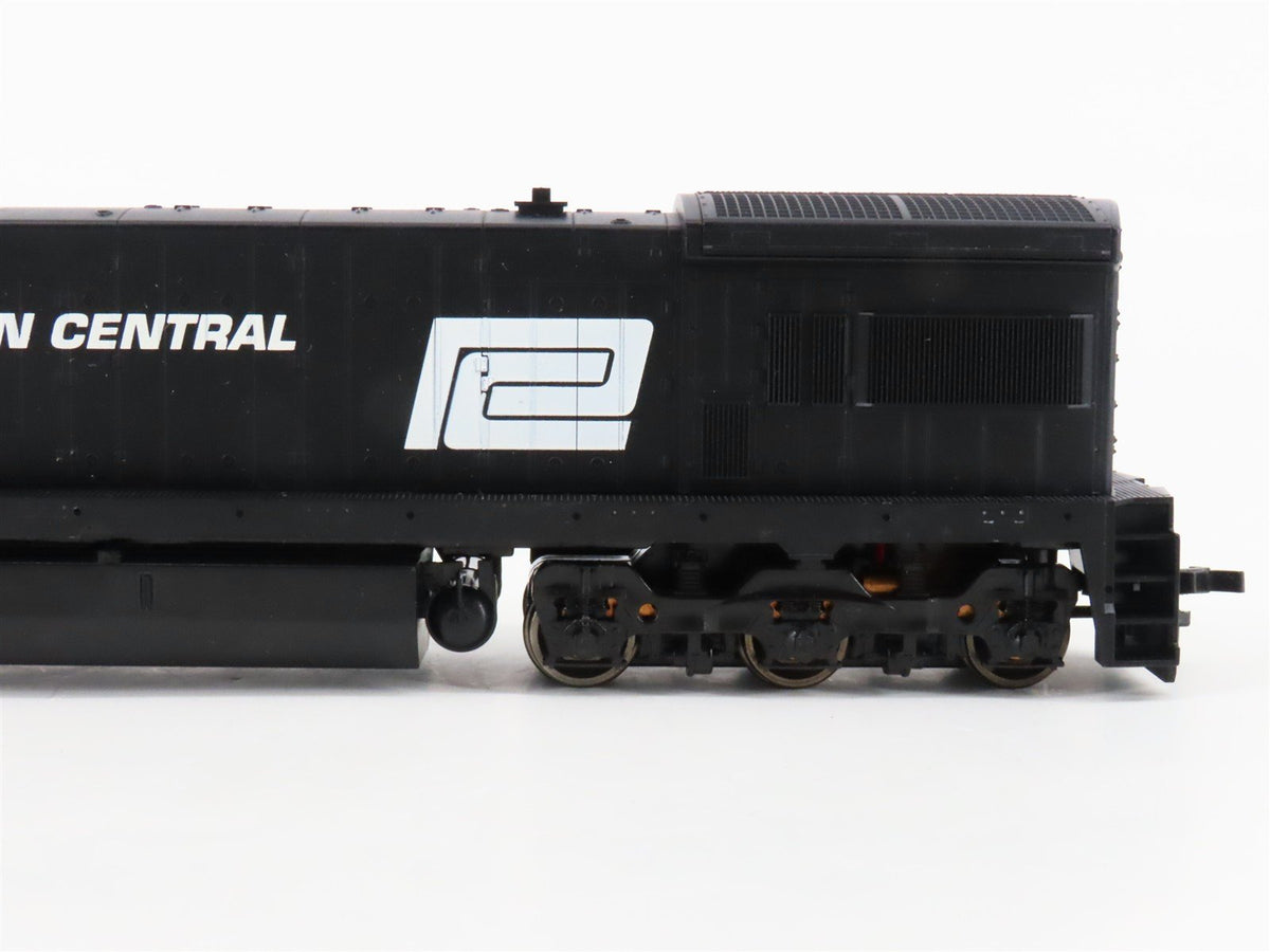HO Scale Atlas PC Penn Central U33C Diesel Locomotive #6545