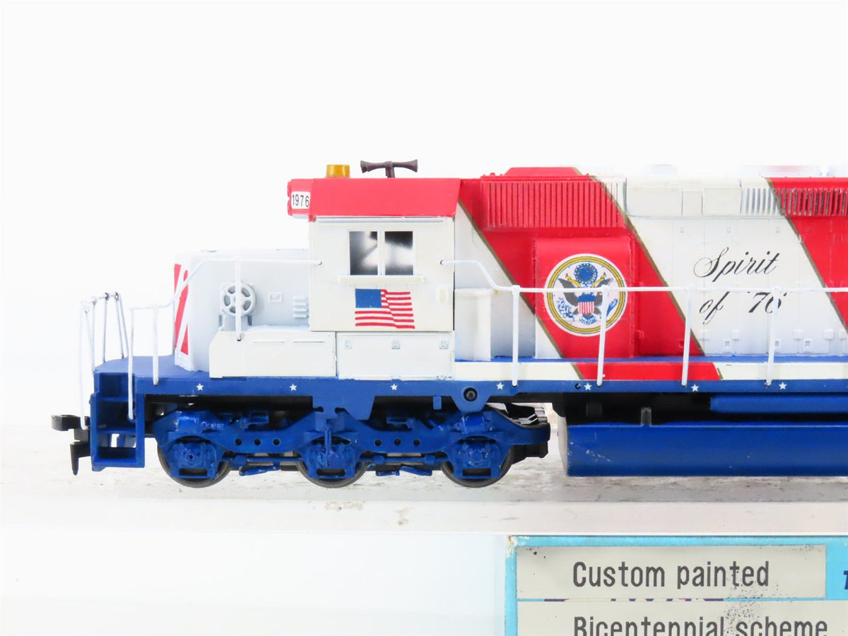 HO Scale Athearn BN Burlington Northern Bicentennial SD40-2 Diesel Loco #1976