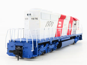 HO Scale Athearn BN Burlington Northern Bicentennial SD40-2 Diesel Loco #1976