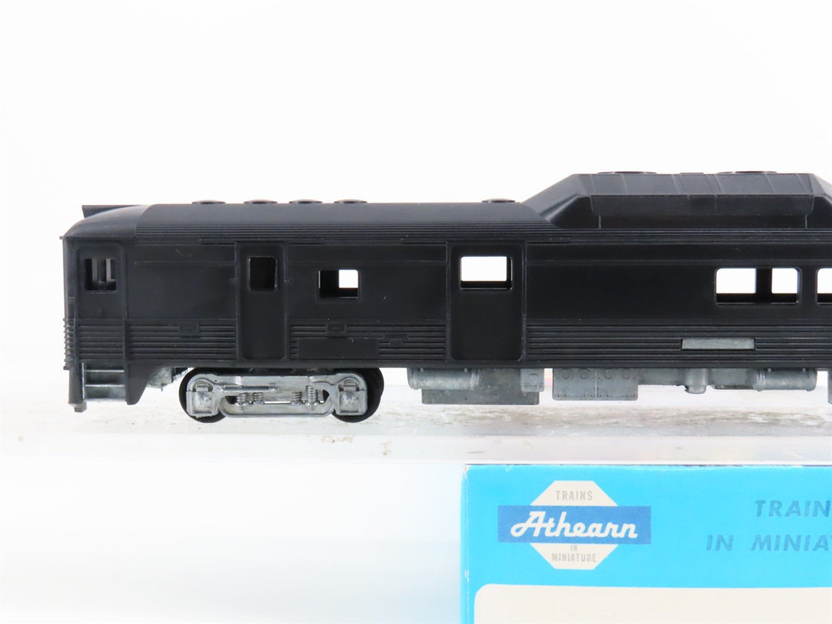 HO Scale Athearn Unlettered RDC Diesel Railcar UNPOWERED
