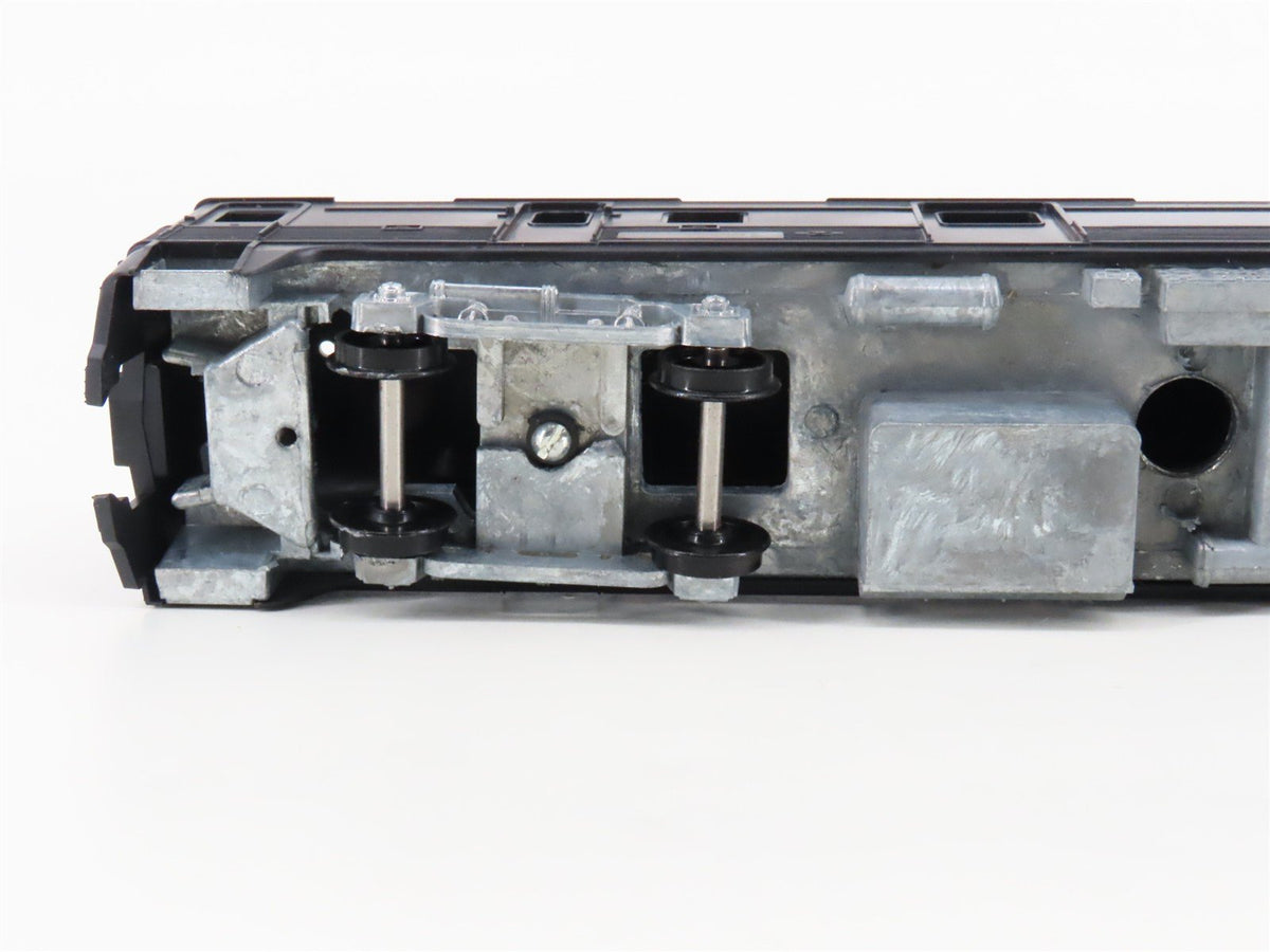 HO Scale Athearn Unlettered RDC Diesel Railcar UNPOWERED