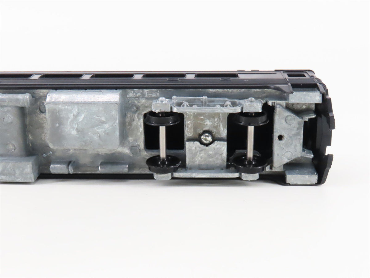 HO Scale Athearn Unlettered RDC Diesel Railcar UNPOWERED