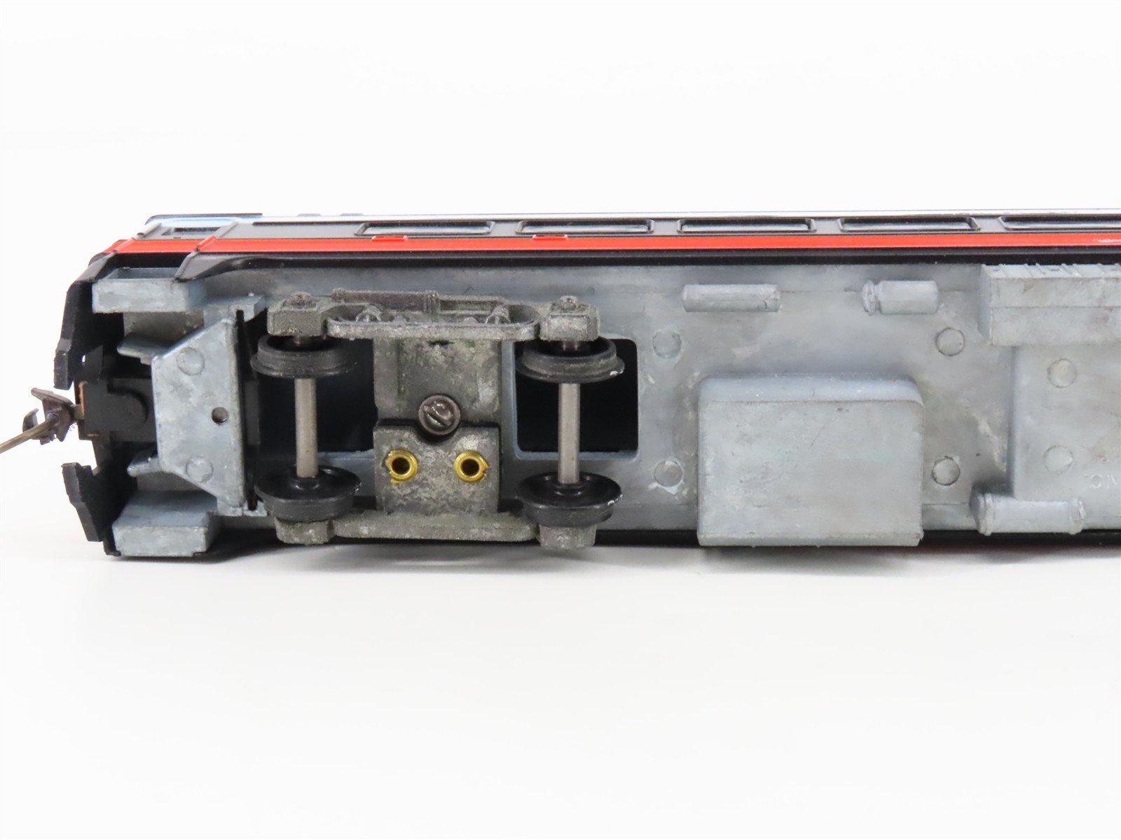 HO Scale Athearn NH New Haven RDC-3 Diesel Locomotive UNPOWERED