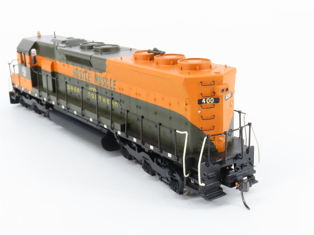 HO Scale Athearn/Northern Re-Creations GN &quot;Hustle Muscle&quot; SD45 Diesel #400