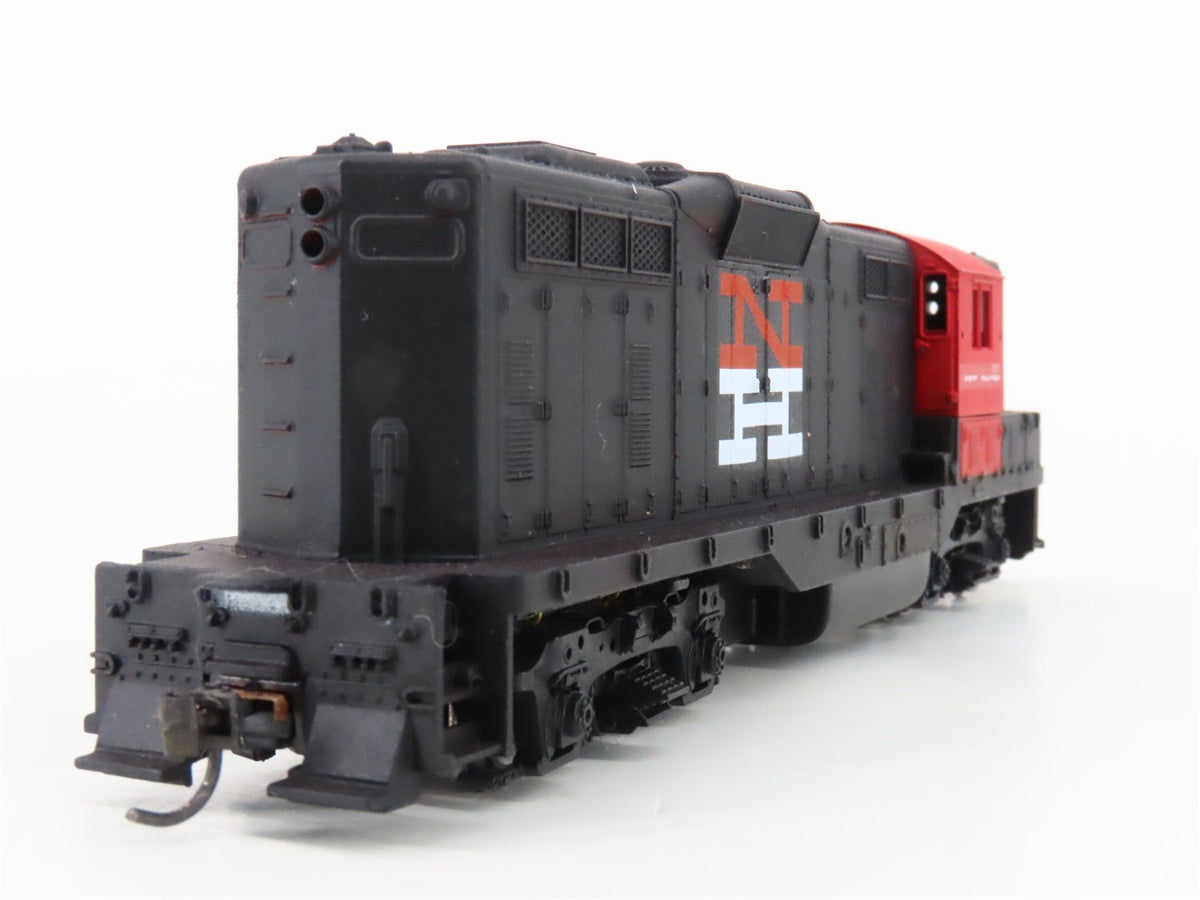 HO Scale Athearn NH New Haven GP9 Diesel Locomotive #1212 CUSTOM