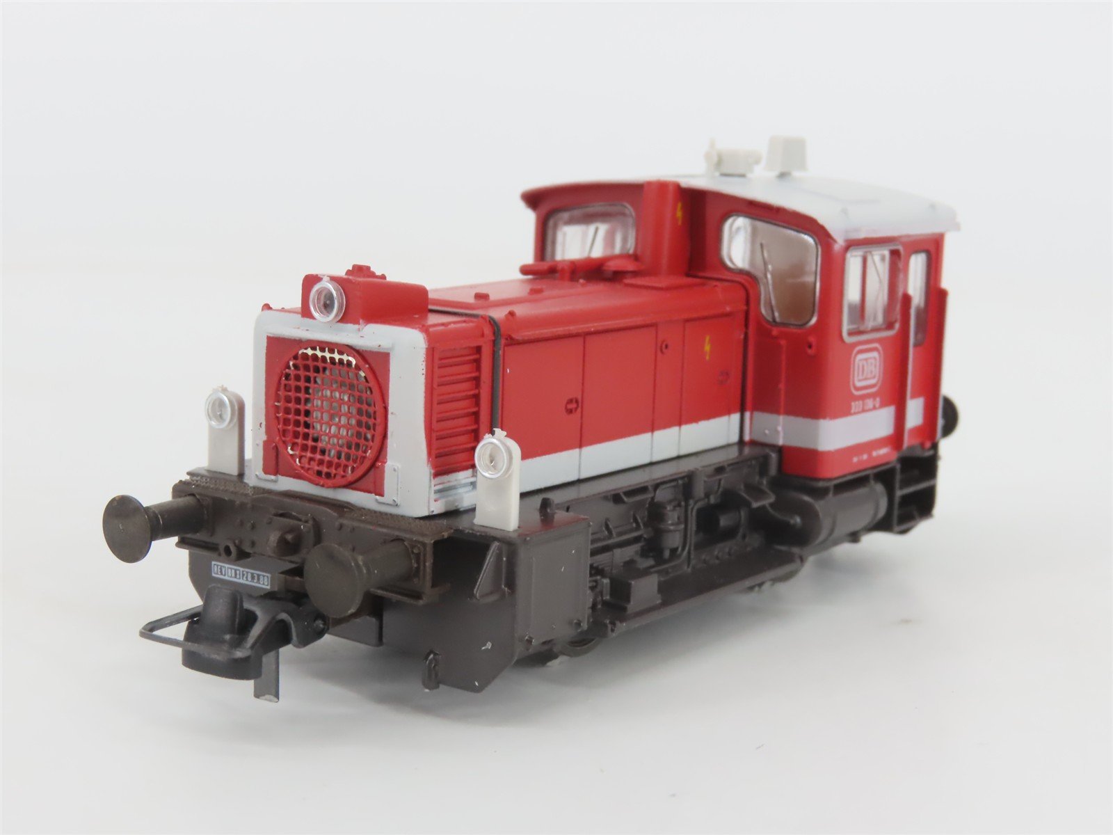 HO Scale Roco 41081 DB Deutsche Bahn Class 333 Diesel Loco w/3 Cars & Track