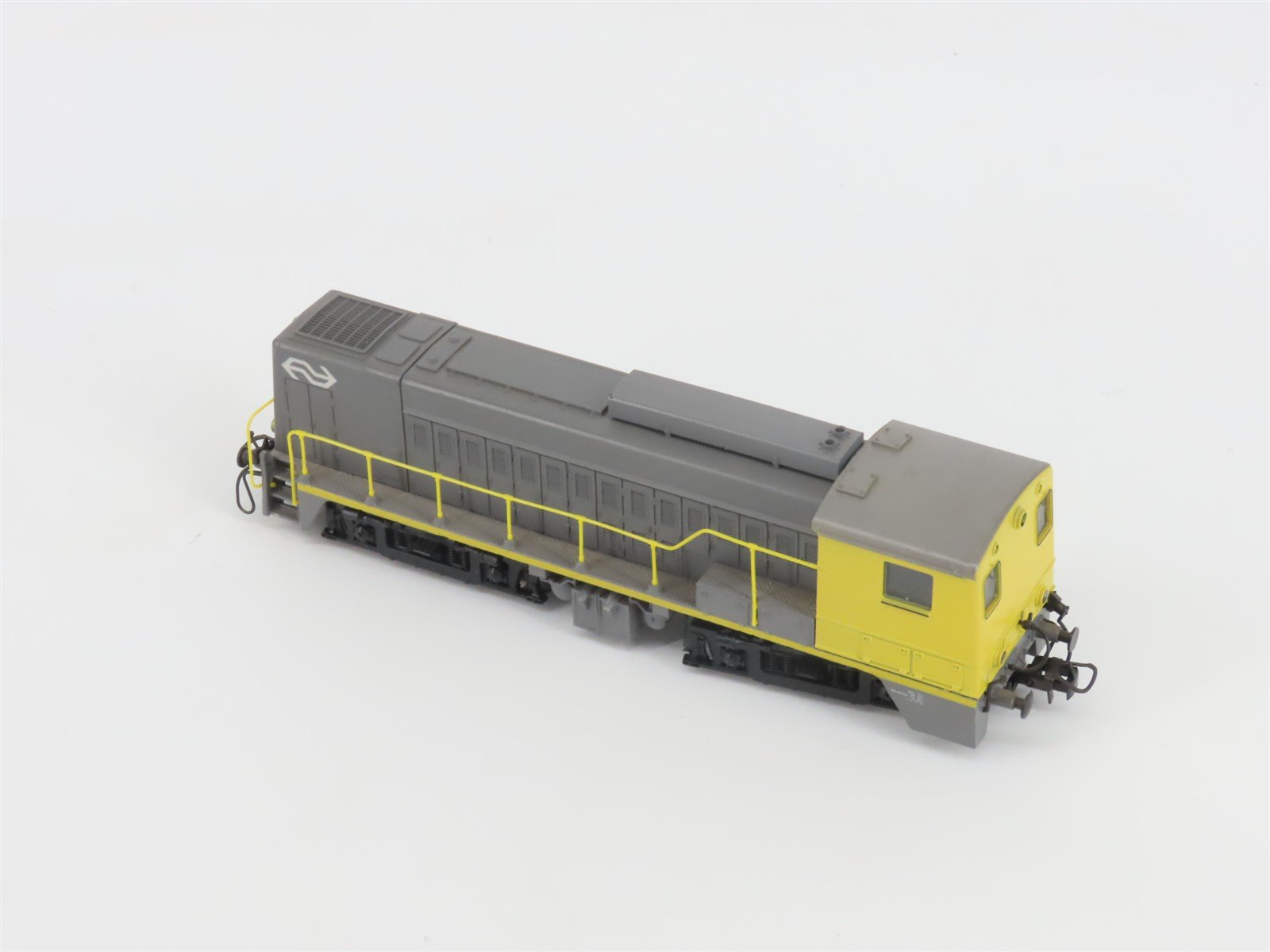 HO Scale Roco 4155 NS Dutch Railways 2200 Series Diesel Locomotive