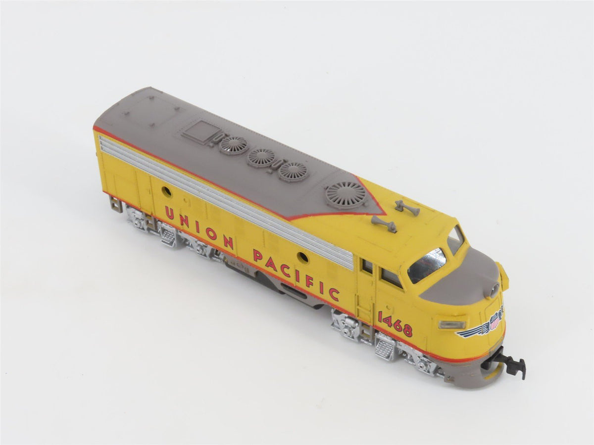 HO Scale Bachmann 61600 UP Union Pacific F9A Diesel Loco #1468 w/Caboose